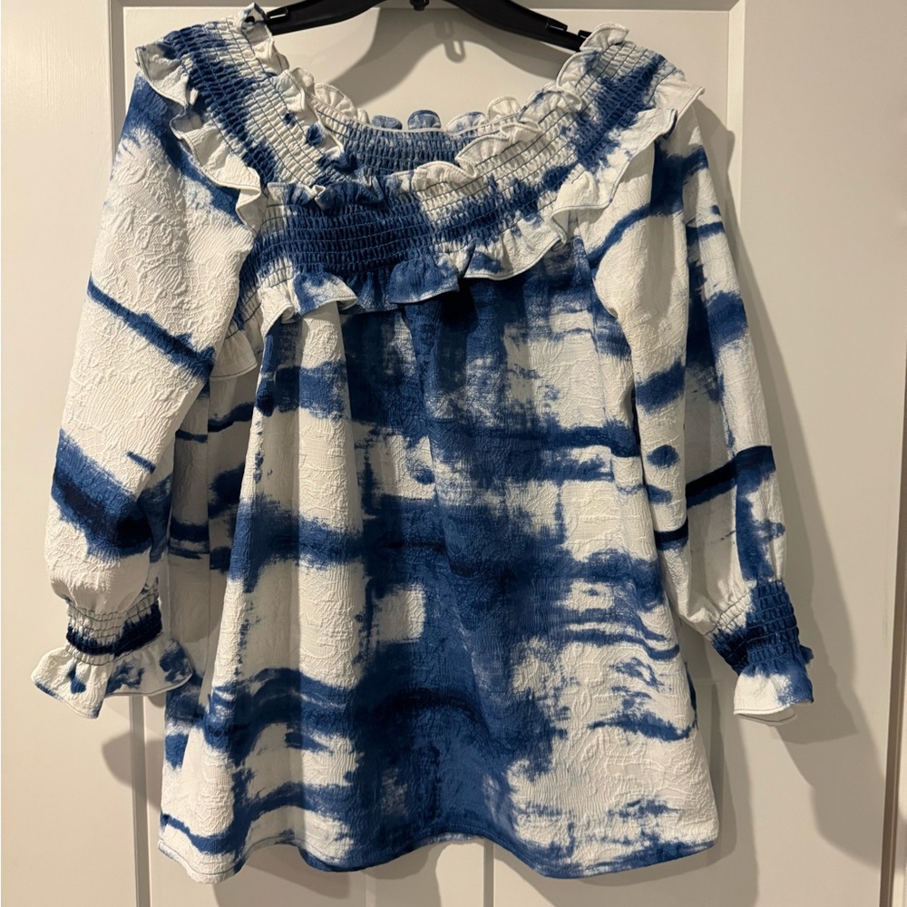 Alberto Makali Blue and White Ruffled 3/4 Sleeve Blouse
